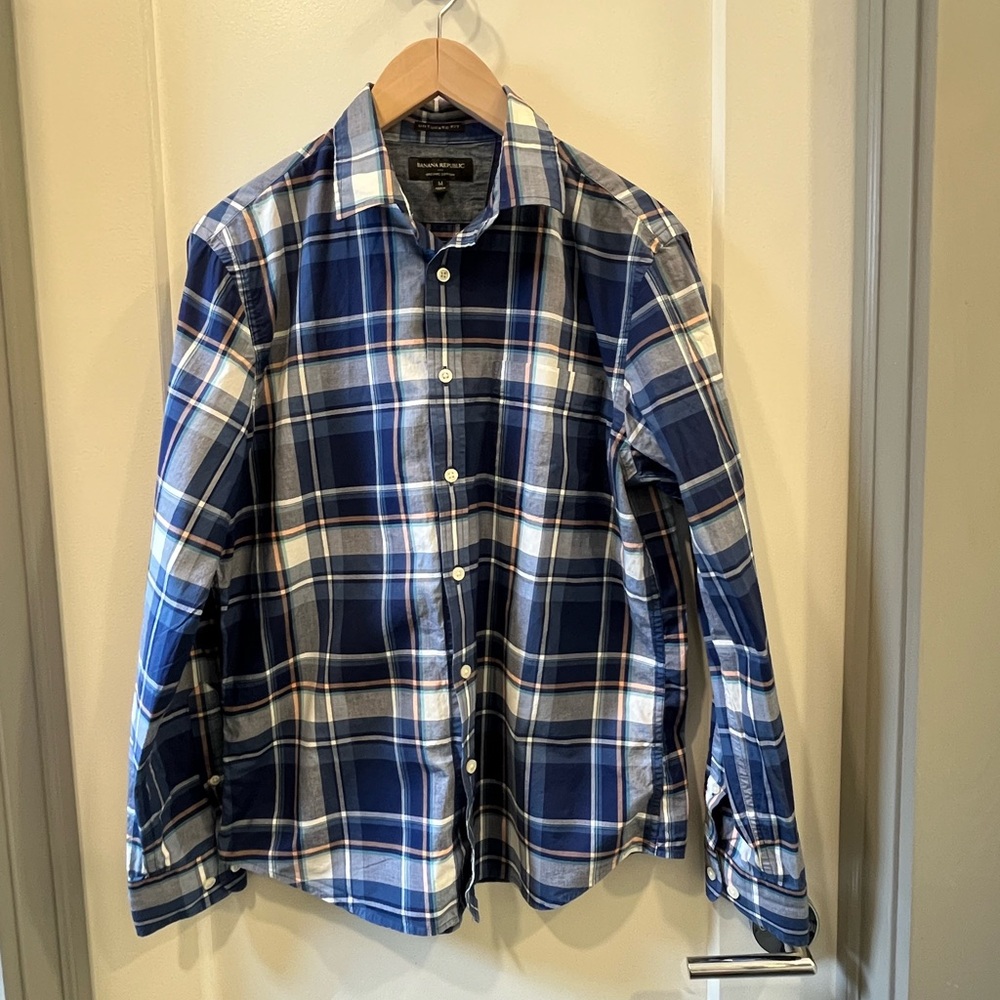Men’s plaid button down - Banana Republic UnTucked fit
